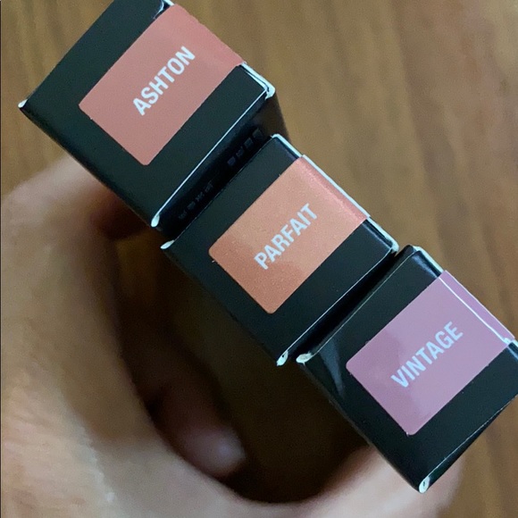 Anastasia Beverly Hills Gift bundle - New! - Picture 2 of 2